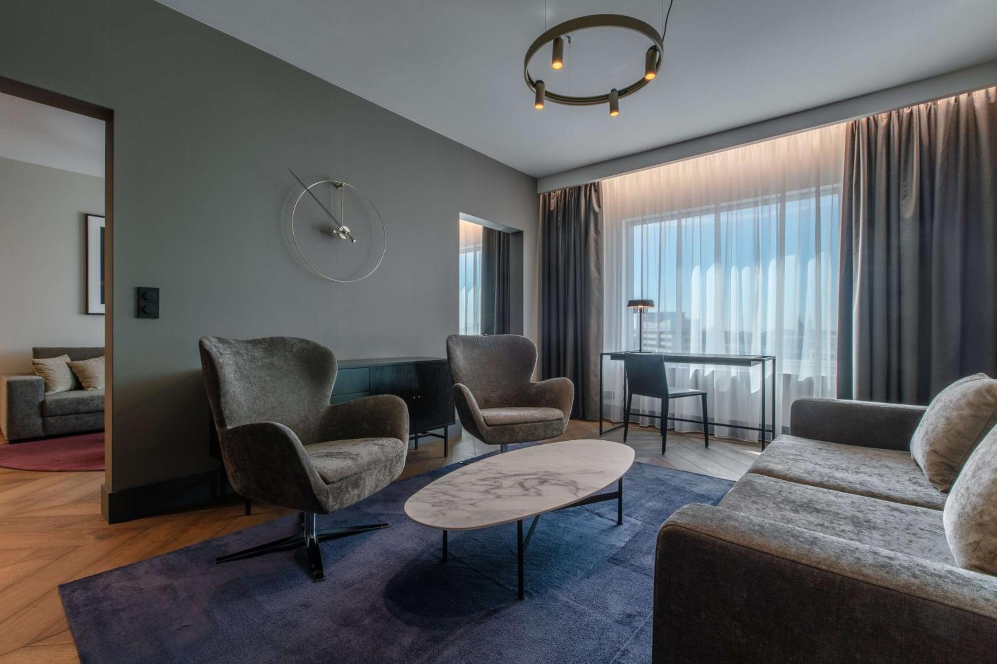 Premium-sviitti - Näkymä vanhaankaupunkiin - Sauna